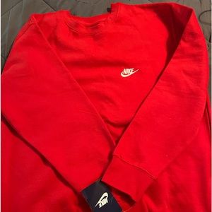 Men’s NIKE sweatshirt